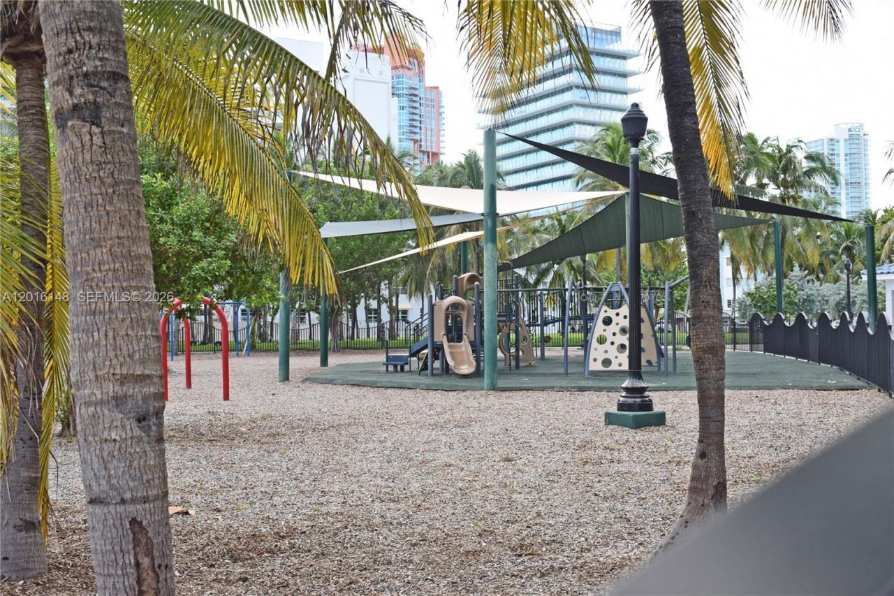 401 Ocean Dr, Unit 924, Miami Beach, FL 33139 Photo