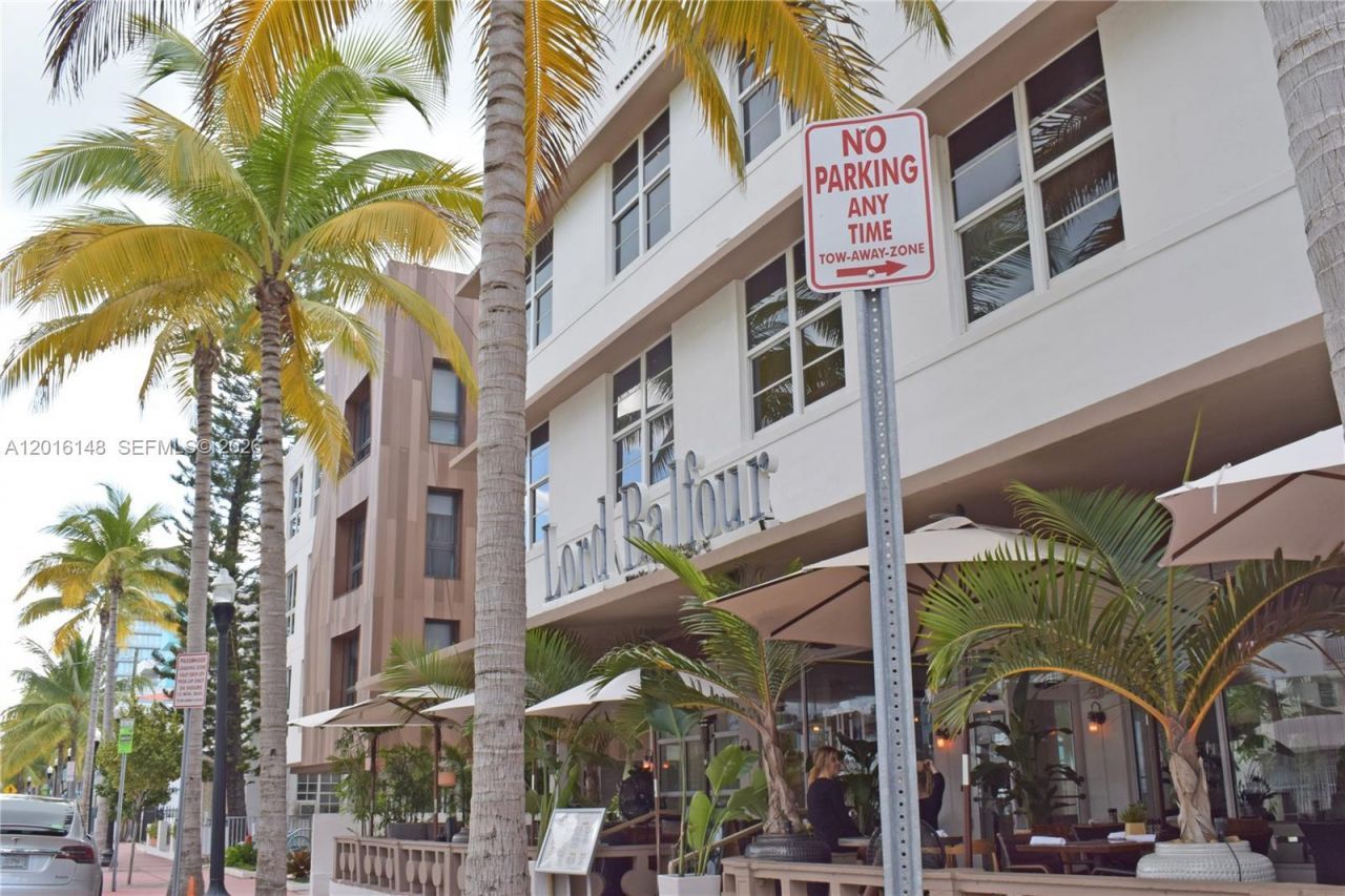 401 Ocean Dr, Unit 924, Miami Beach, FL 33139 Photo
