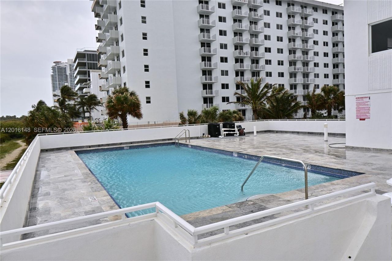 401 Ocean Dr, Unit 924, Miami Beach, FL 33139 Photo