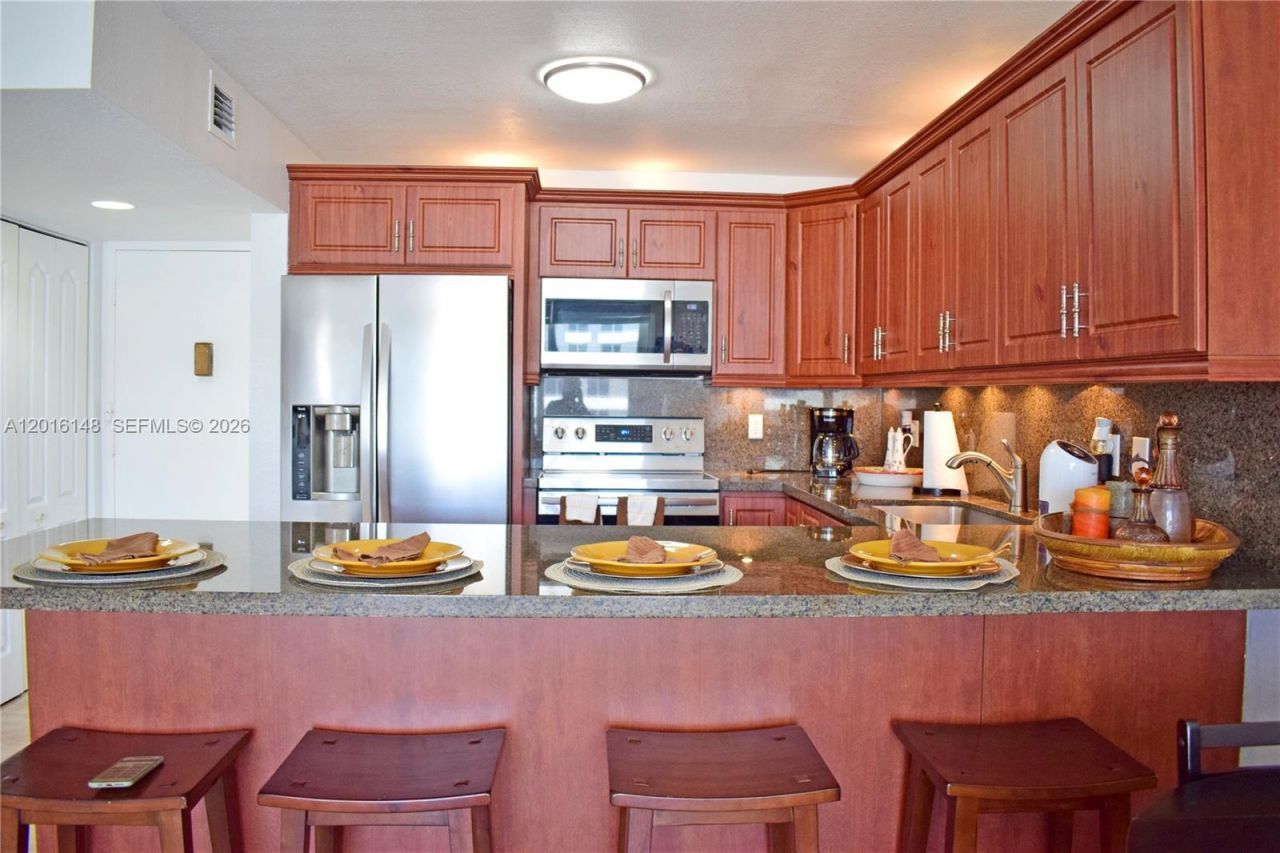 401 Ocean Dr, Unit 924, Miami Beach, FL 33139 Photo