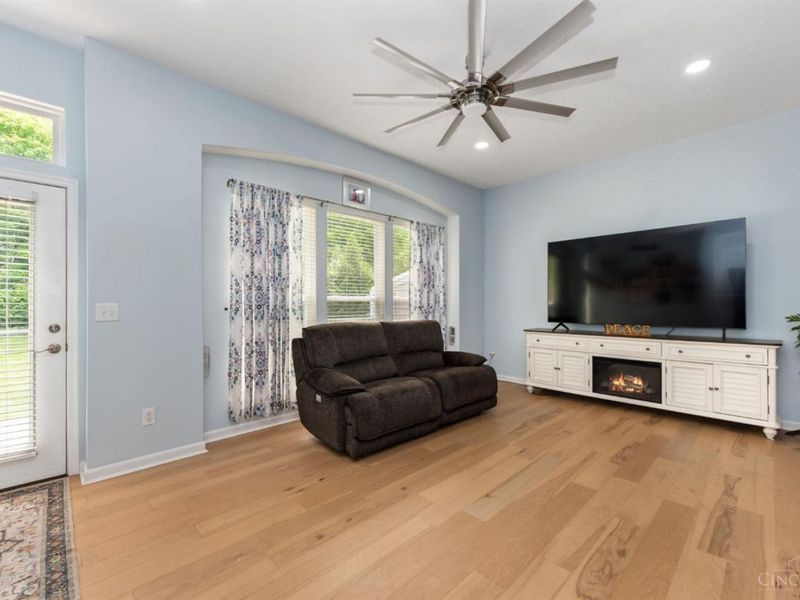 4115 Woodsly Drive, Union Twp, OH 45103 Photo 7