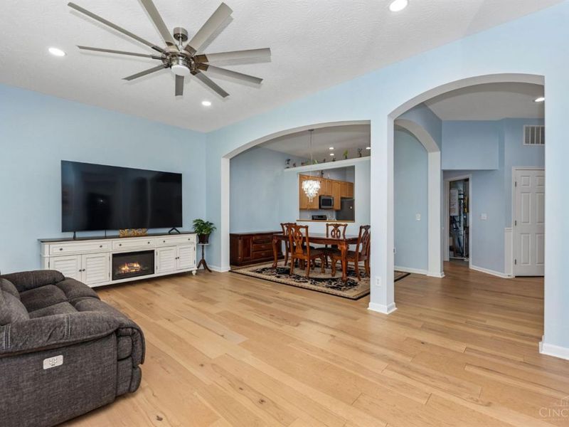 4115 Woodsly Drive, Union Twp, OH 45103 Photo 8