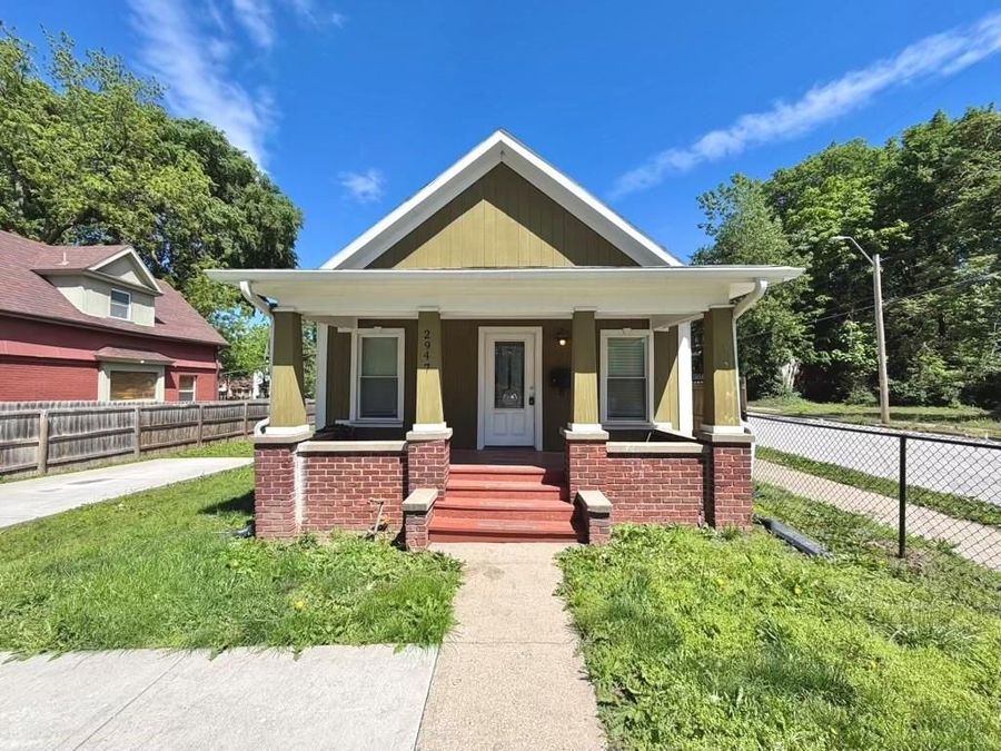 Property Image 6
