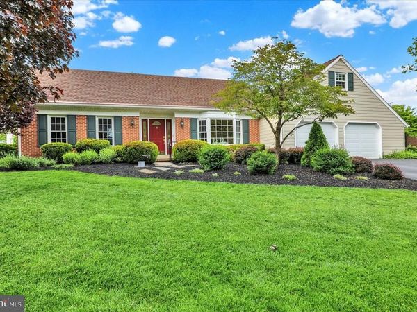 1645 READING BOULEVARD, READING, PA 19610
