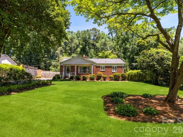 2431 Arnold Drive, Charlotte, NC 28205