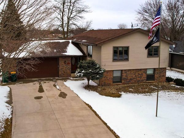 1918 Bayview Drive , Albert Lea, MN 56007