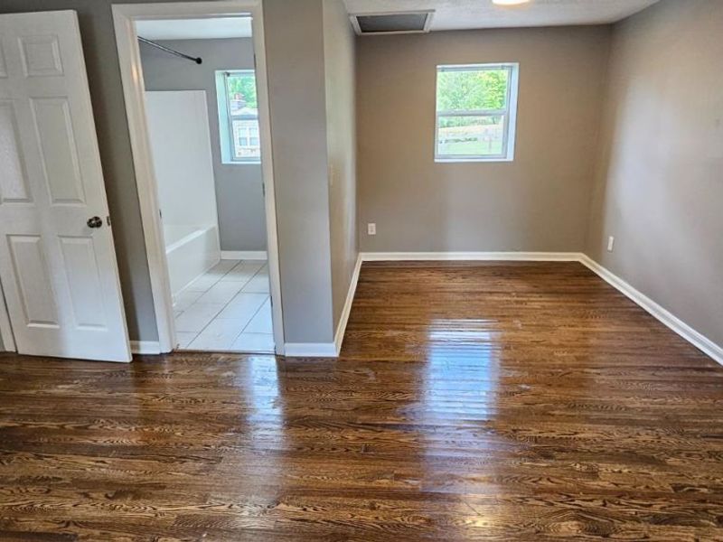 393 N Main Street, Waynesville, OH 45068 Photo 9