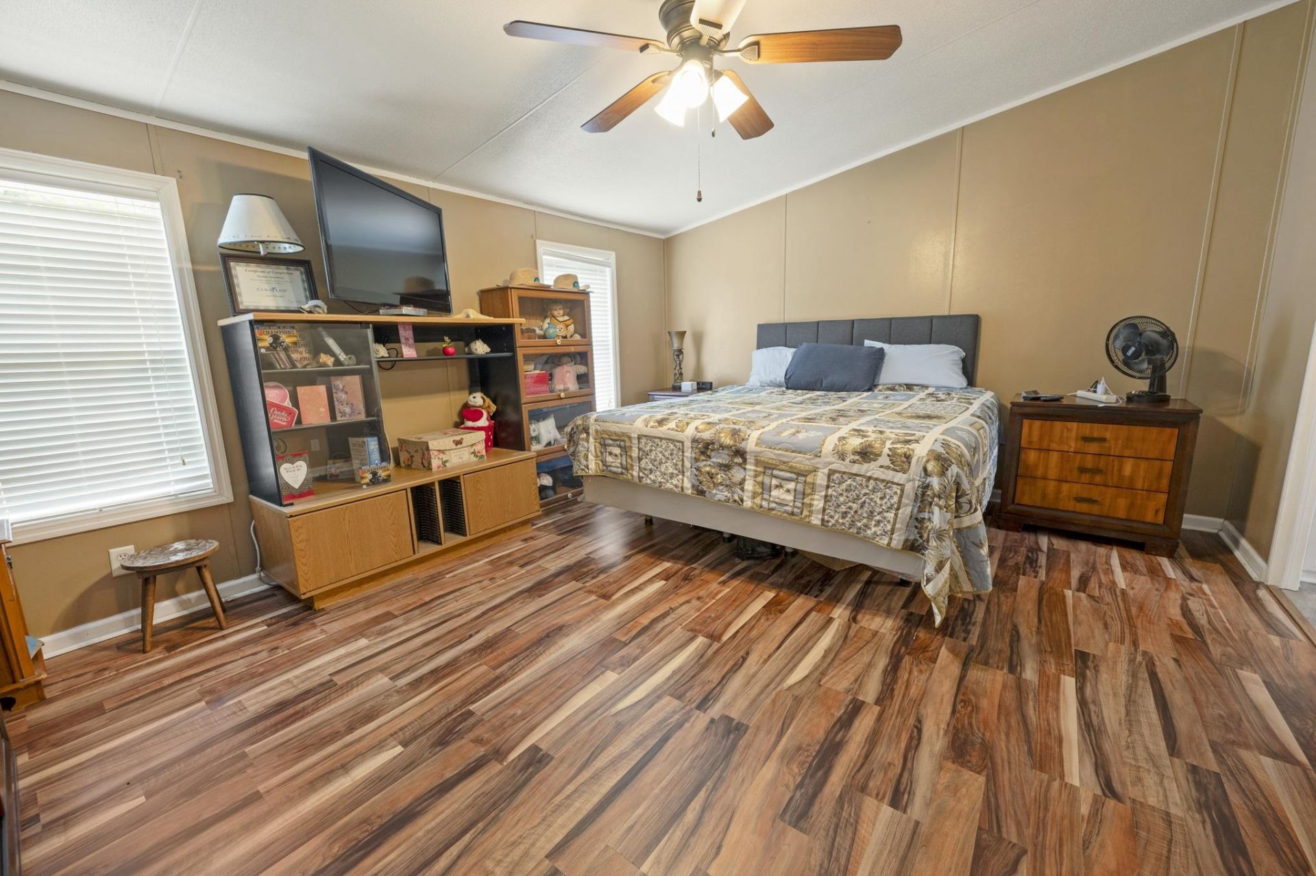 8629 Bragg Dr.  Photo 11
