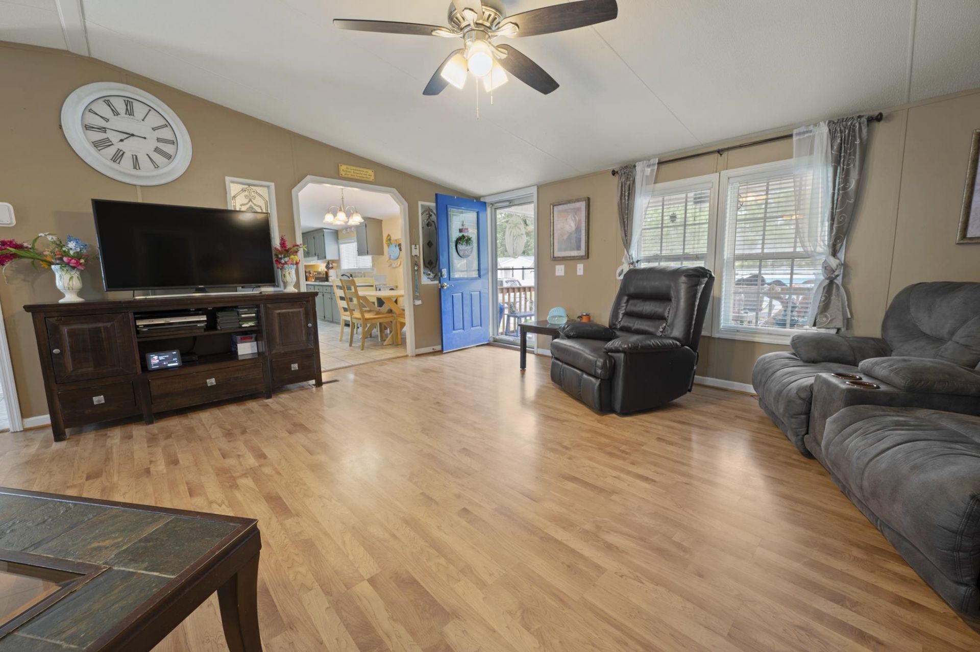 8629 Bragg Dr.  Photo 5