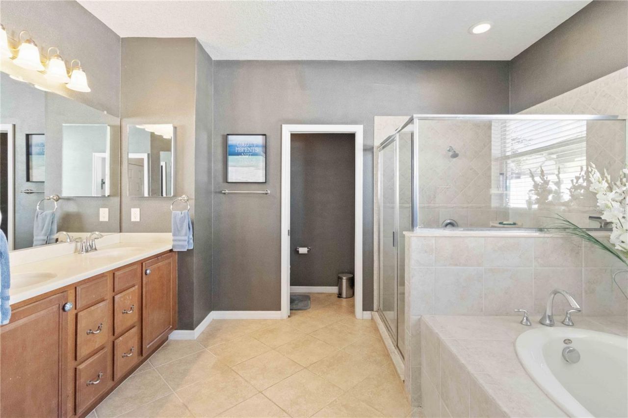 6815 45th Terrace E, Bradenton, FL 34203 Photo