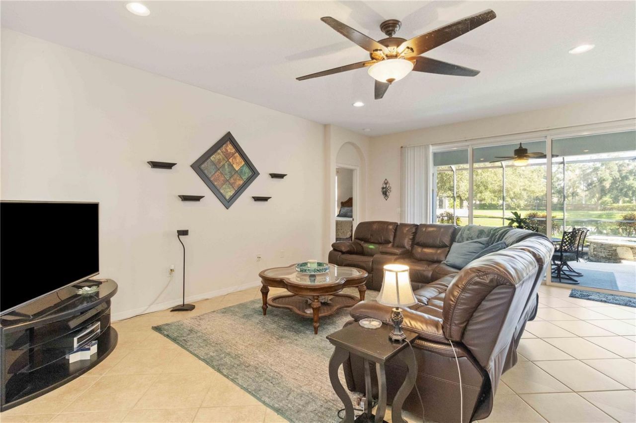 6815 45th Terrace E, Bradenton, FL 34203 Photo