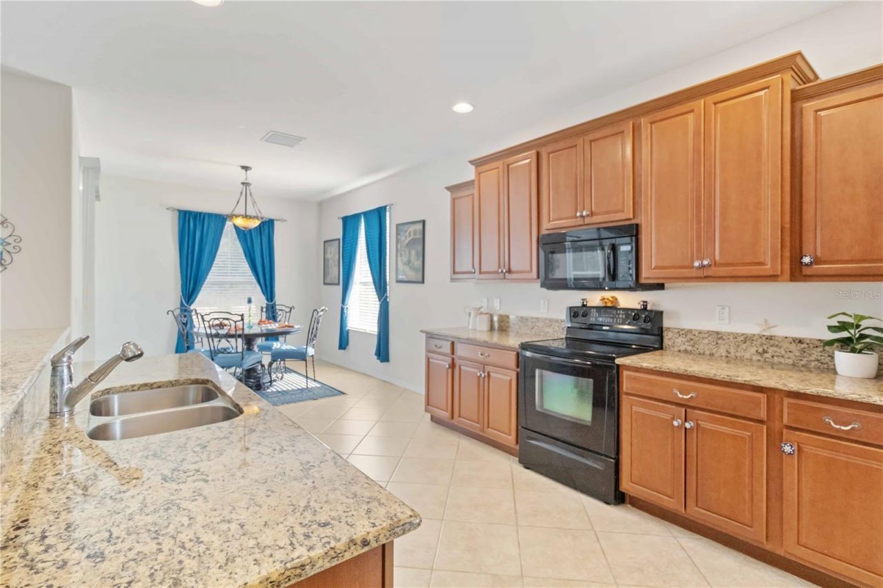 6815 45th Terrace E, Bradenton, FL 34203 Photo