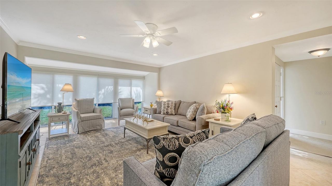 206 Hourglass Way, Unit V10, Sarasota, FL 34242 Photo