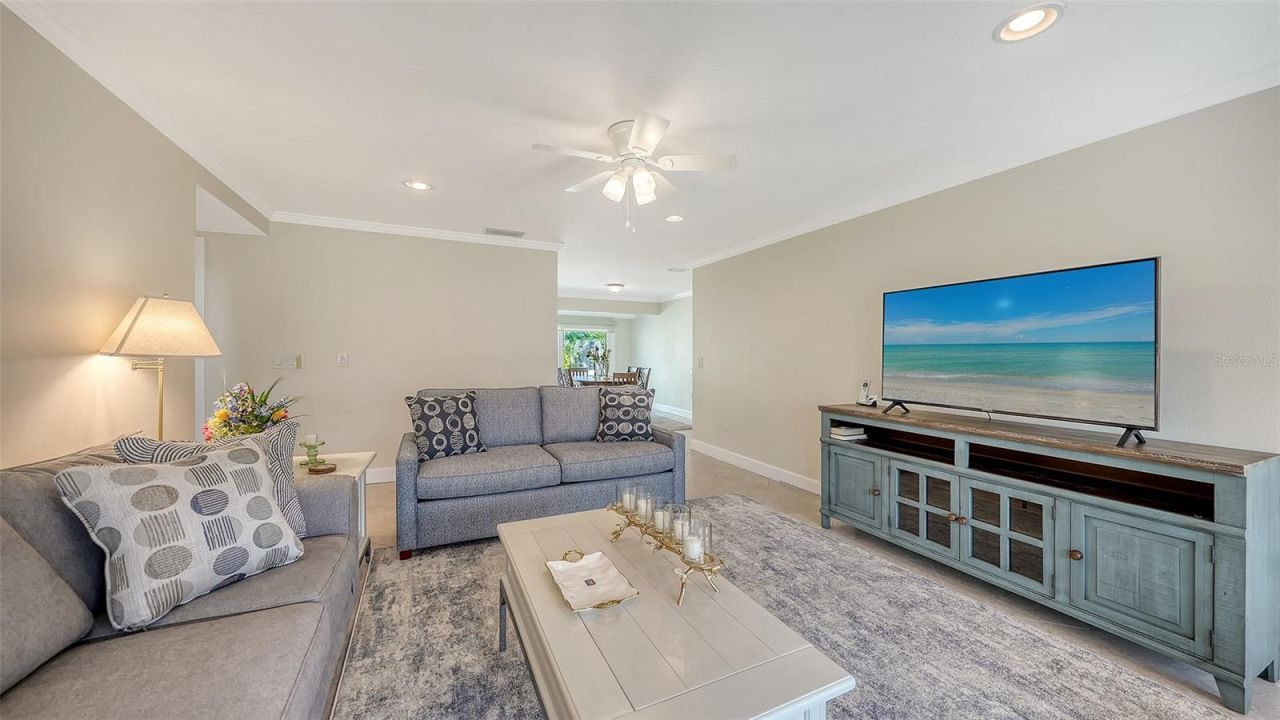 206 Hourglass Way, Unit V10, Sarasota, FL 34242 Photo