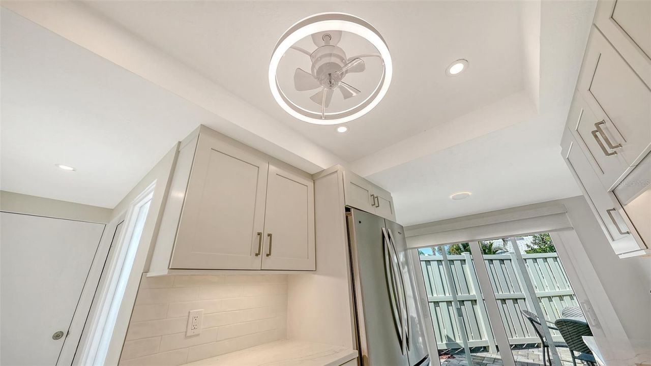 206 Hourglass Way, Unit V10, Sarasota, FL 34242 Photo