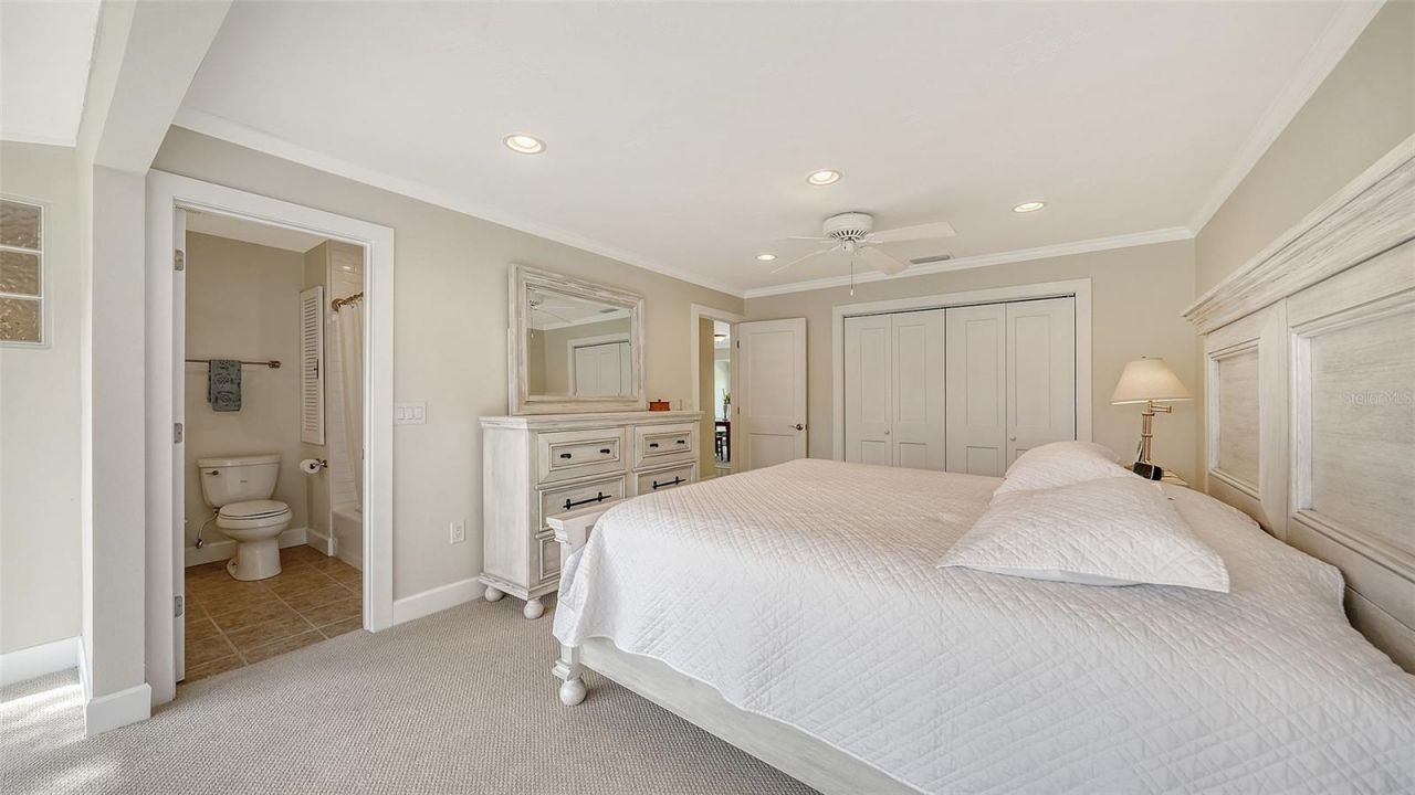 206 Hourglass Way, Unit V10, Sarasota, FL 34242 Photo