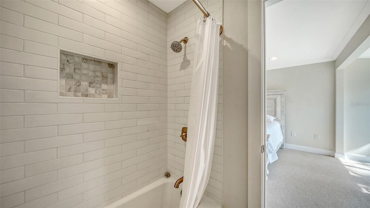 206 Hourglass Way, Unit V10, Sarasota, FL 34242 Photo