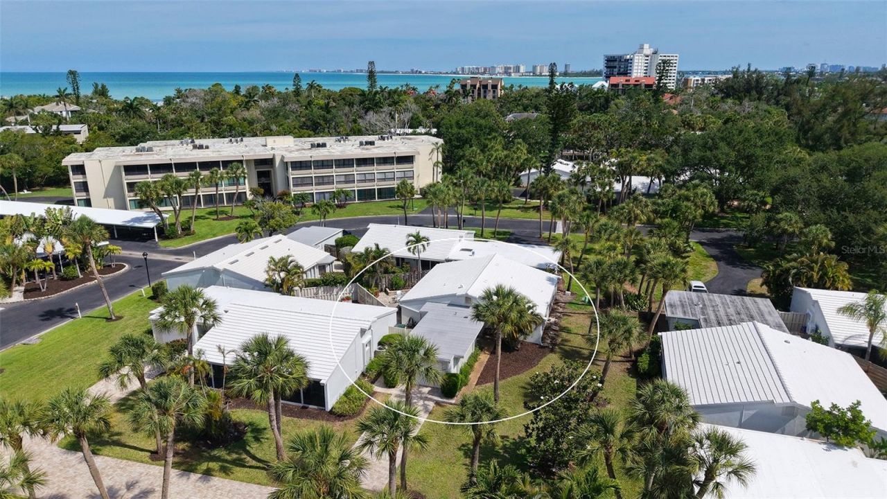 206 Hourglass Way, Unit V10, Sarasota, FL 34242 Photo