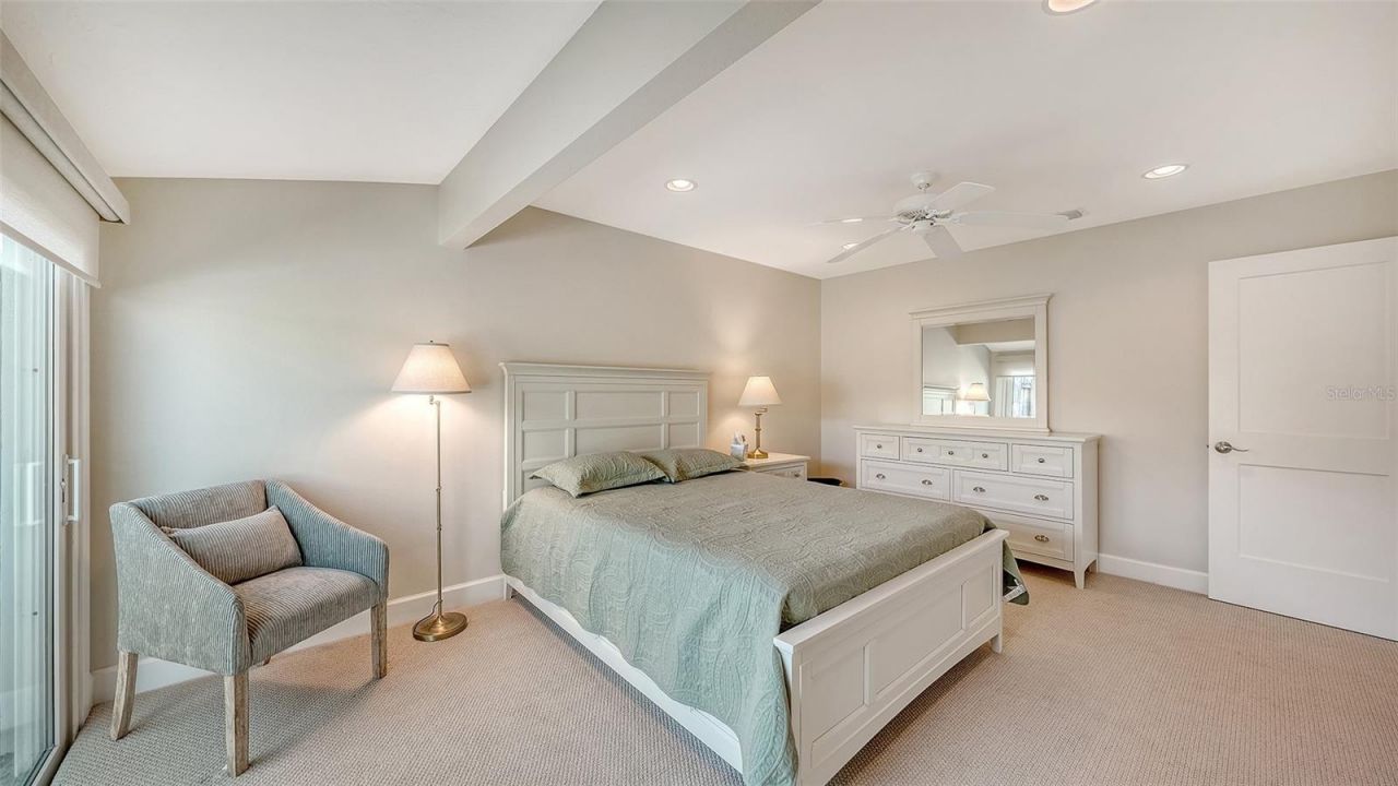 206 Hourglass Way, Unit V10, Sarasota, FL 34242 Photo