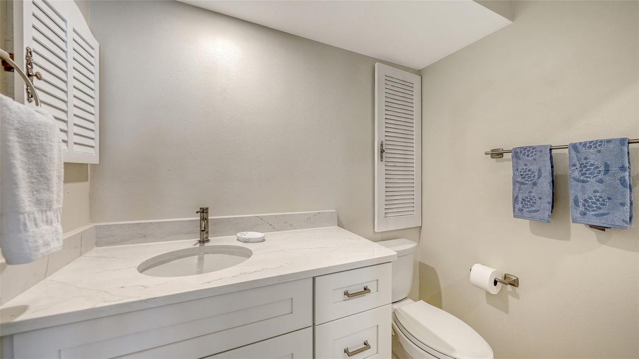 206 Hourglass Way, Unit V10, Sarasota, FL 34242 Photo