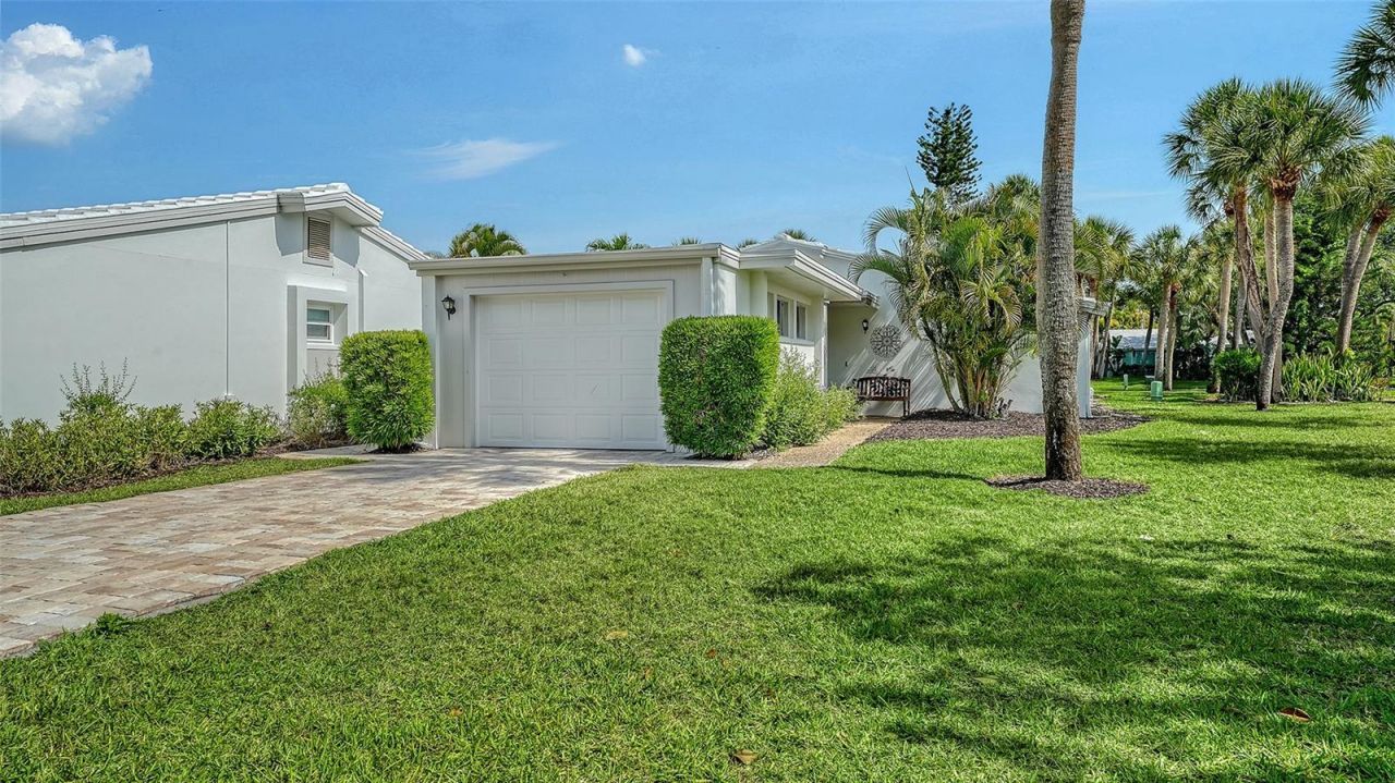 206 Hourglass Way, Unit V10, Sarasota, FL 34242 Photo