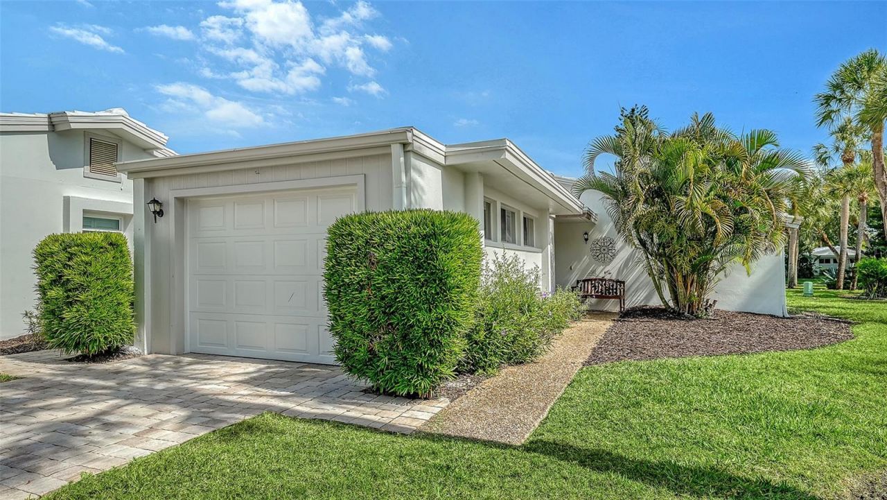 206 Hourglass Way, Unit V10, Sarasota, FL 34242 Photo