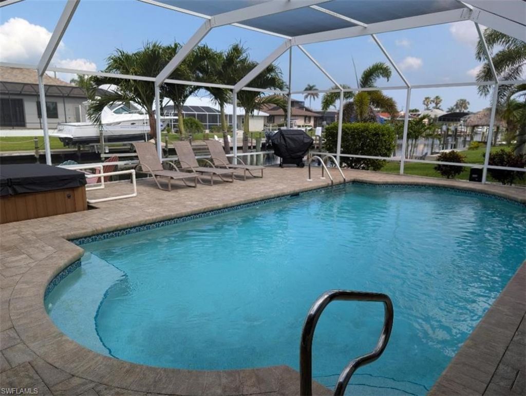 5008 SW 9th Pl, Cape Coral, FL 33914 Photo