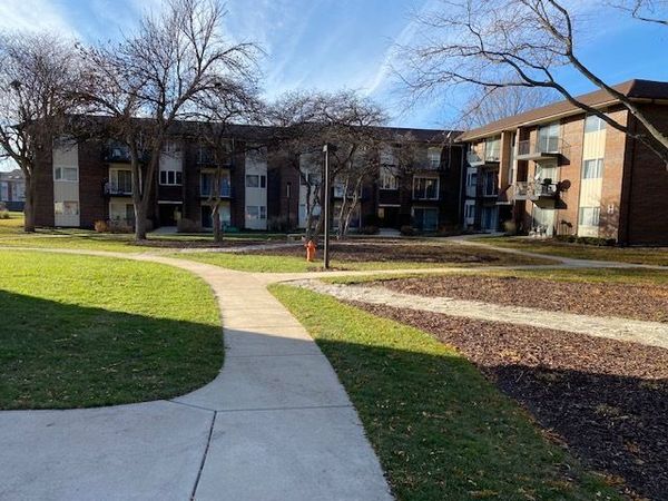 5s066 PEBBLEWOOD Lane , Unit A3, Naperville, IL 60563