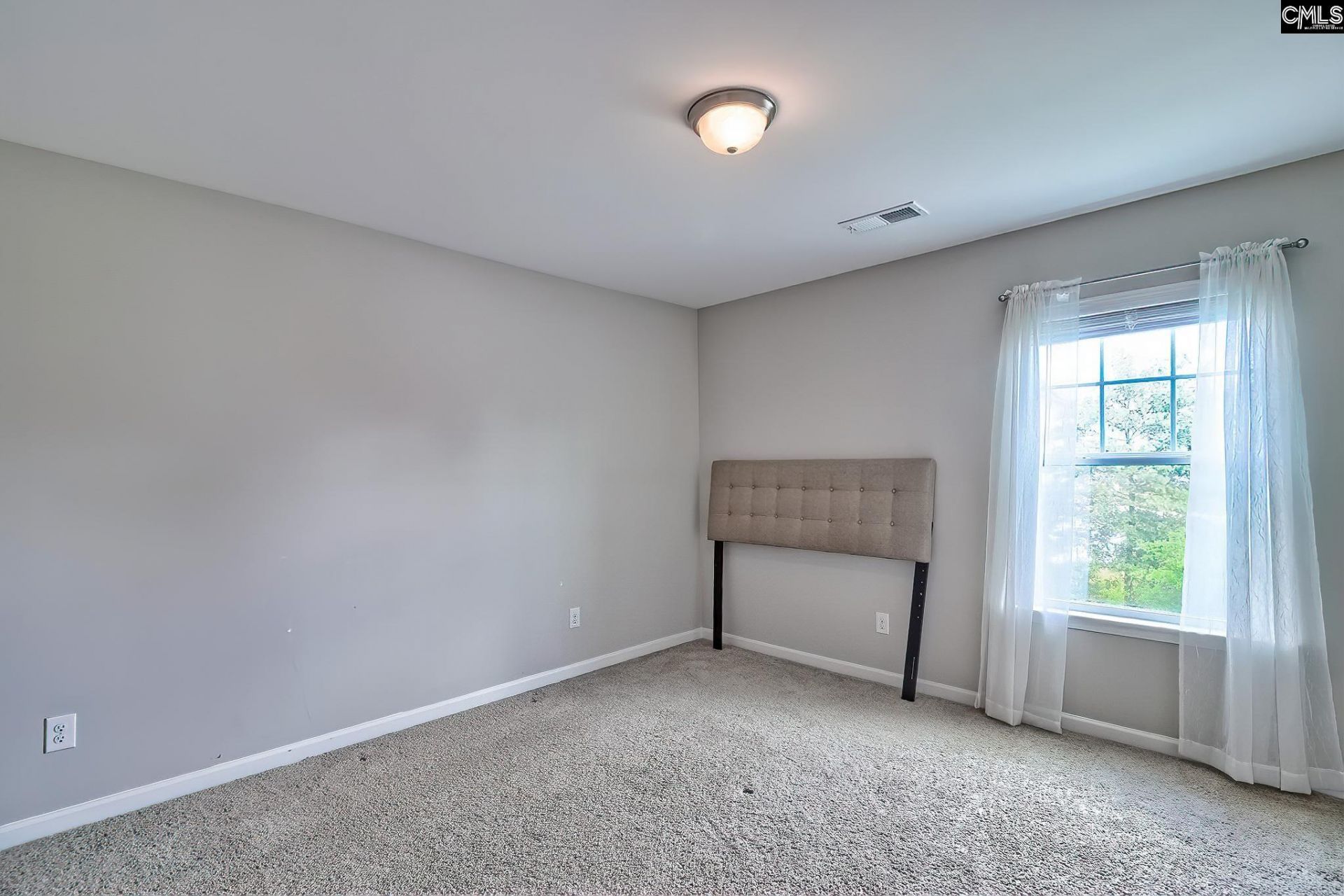 435 Crassula Drive  Photo 27