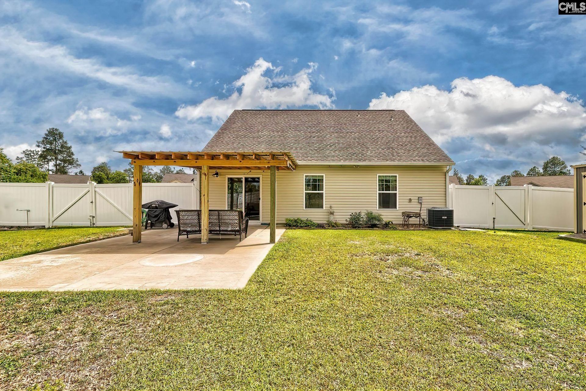 435 Crassula Drive  Photo 33