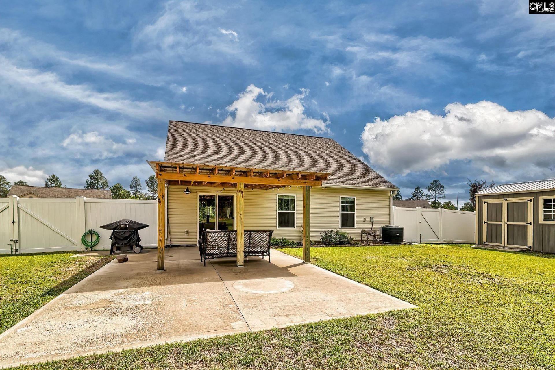 435 Crassula Drive  Photo 34