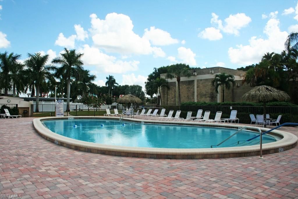 13190 Oakmont Dr, Unit 6, Fort Myers, FL 33907 Photo