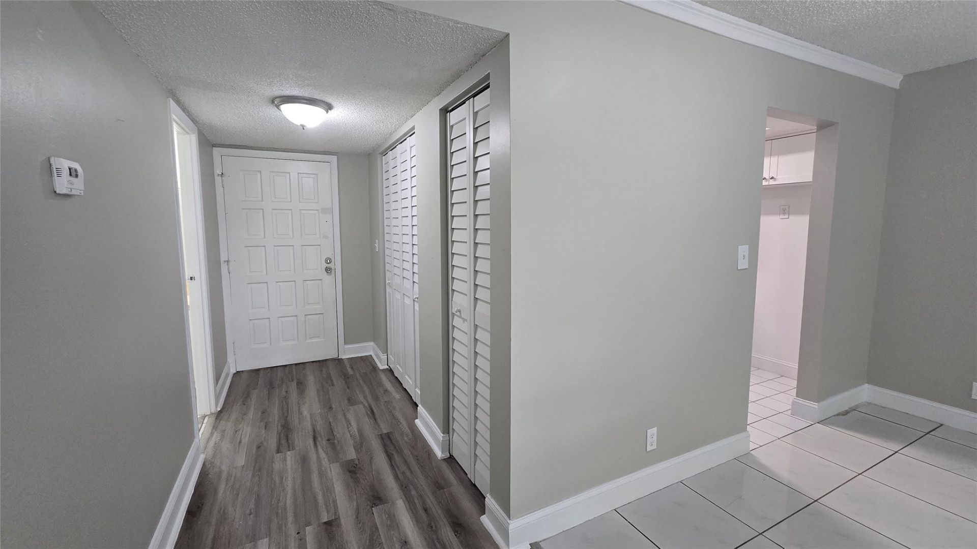 6200 S Falls Circle Drive, Unit 105, Lauderhill, FL 33319 Photo