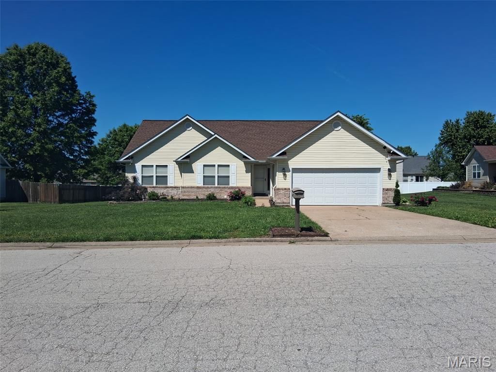 615 Arrowhead Lane , Union, MO 63084 Main Photo