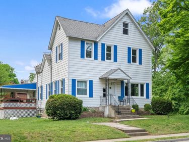95 W GREENWOOD AVENUE, Unit 2, LANSDOWNE, PA 19050