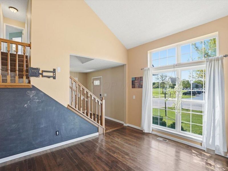 632 Mill Wood Boulevard, Marysville, OH 43040 Photo 9