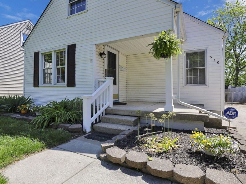 910 Wiltshire Road, Columbus, OH 43204 Photo 5