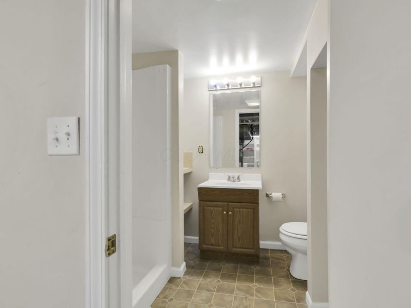 910 Wiltshire Road, Columbus, OH 43204 Photo 51