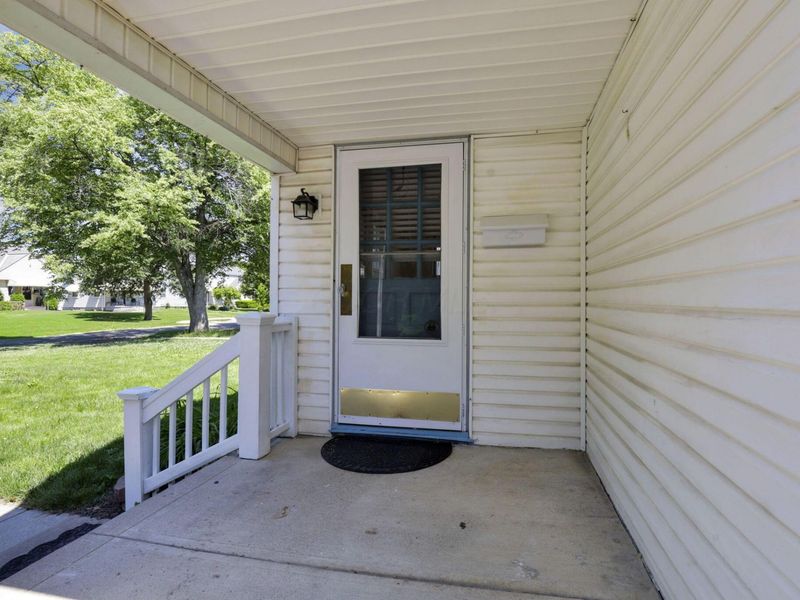 910 Wiltshire Road, Columbus, OH 43204 Photo 6