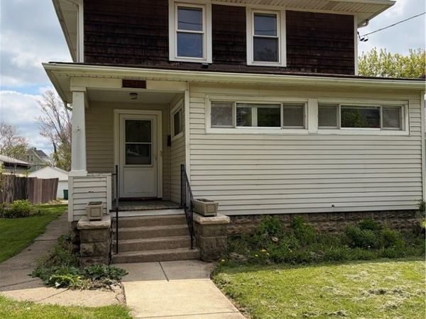 3915 Deveaux Street , Niagara Falls, NY 14305