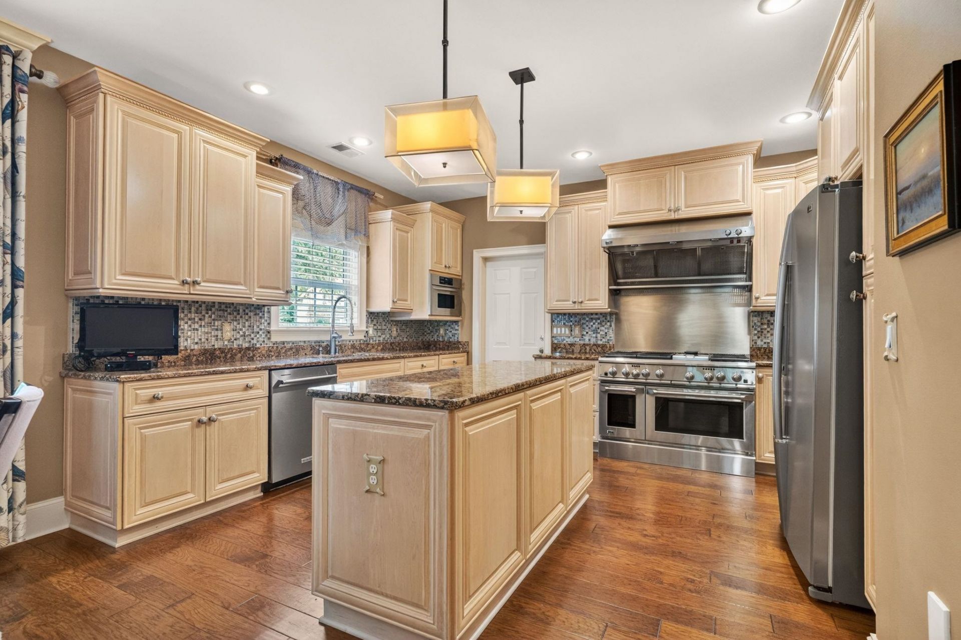 99 Hunters Oak Ct. Photo 14