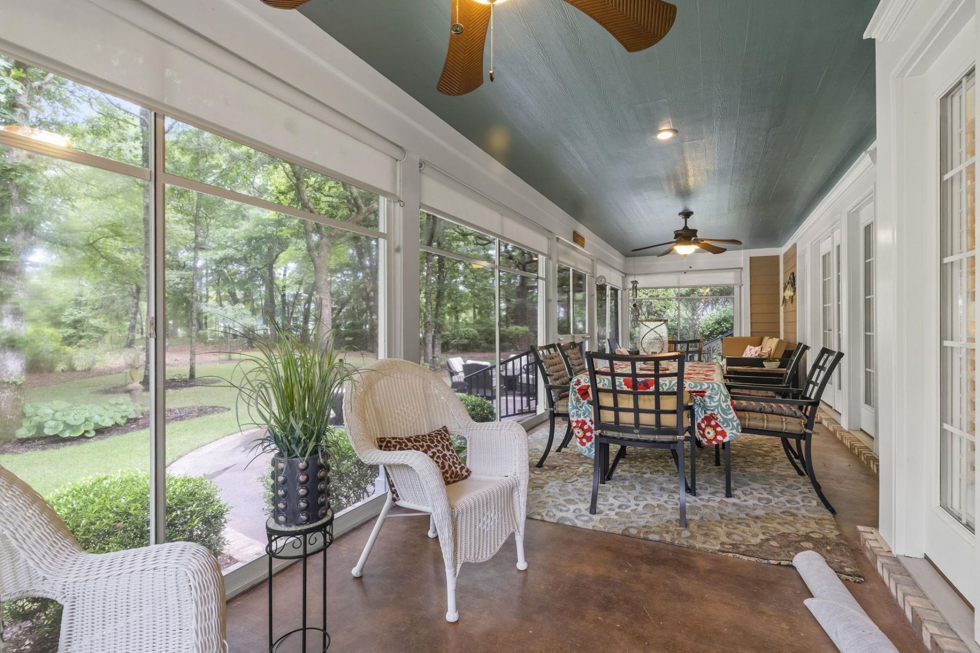 99 Hunters Oak Ct. Photo 21