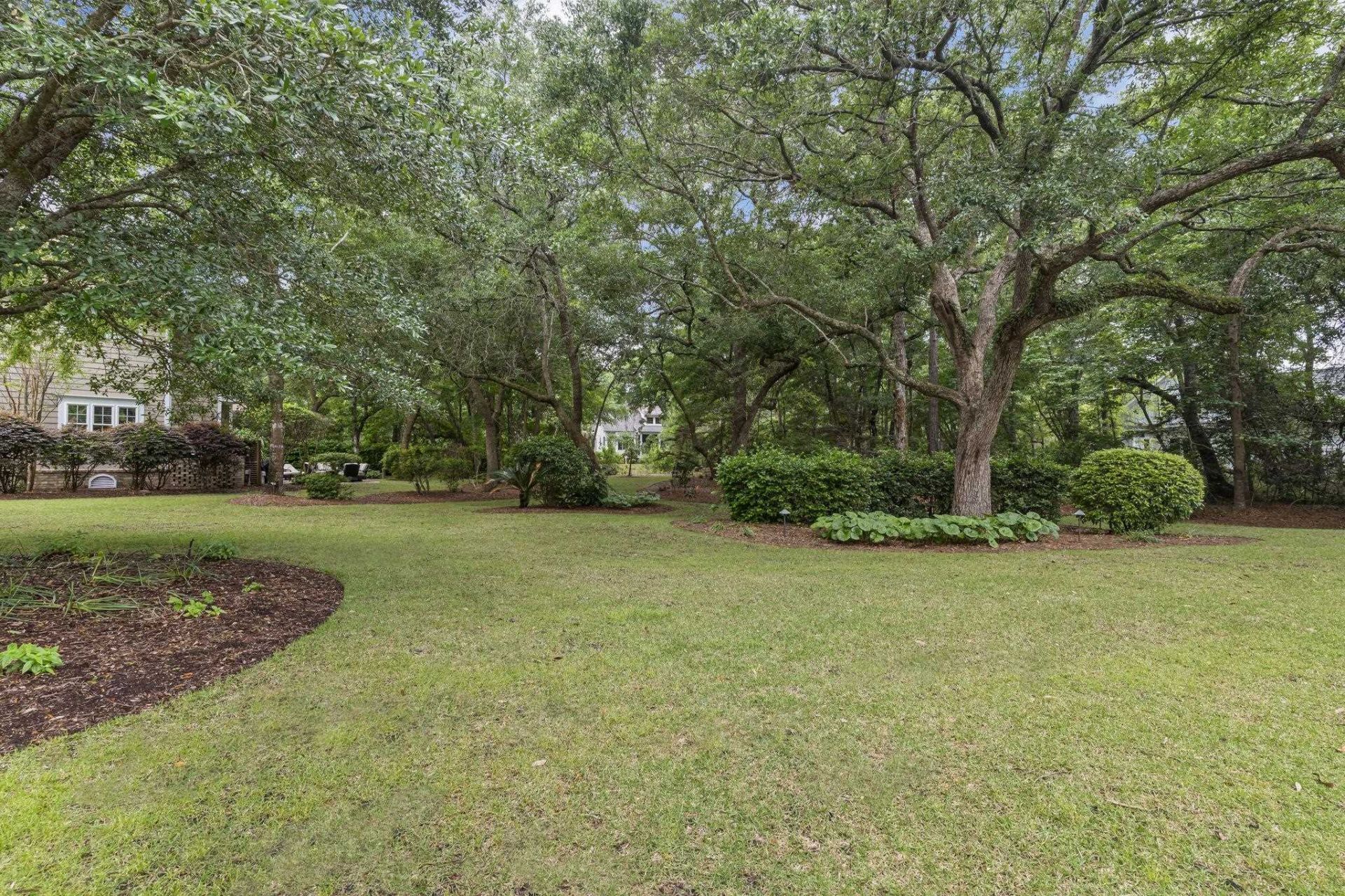 99 Hunters Oak Ct. Photo 39