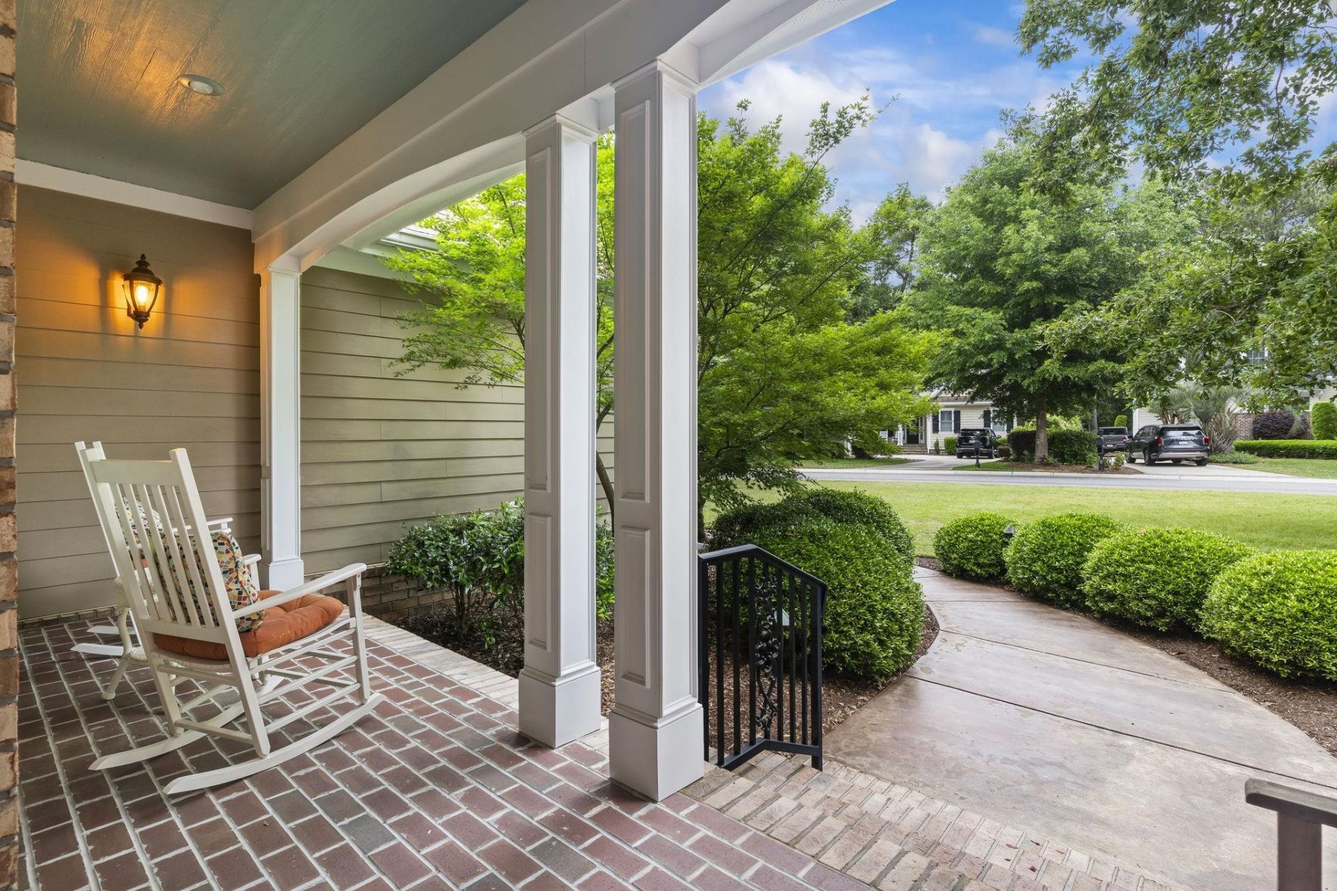 99 Hunters Oak Ct. Photo 6