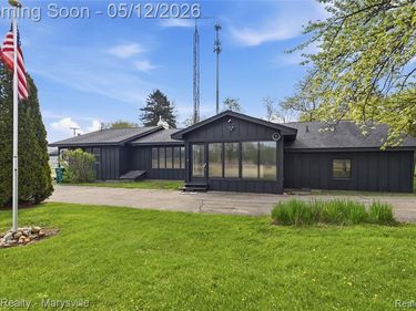 3345 Beach Road, Port Huron Twp, MI 48060