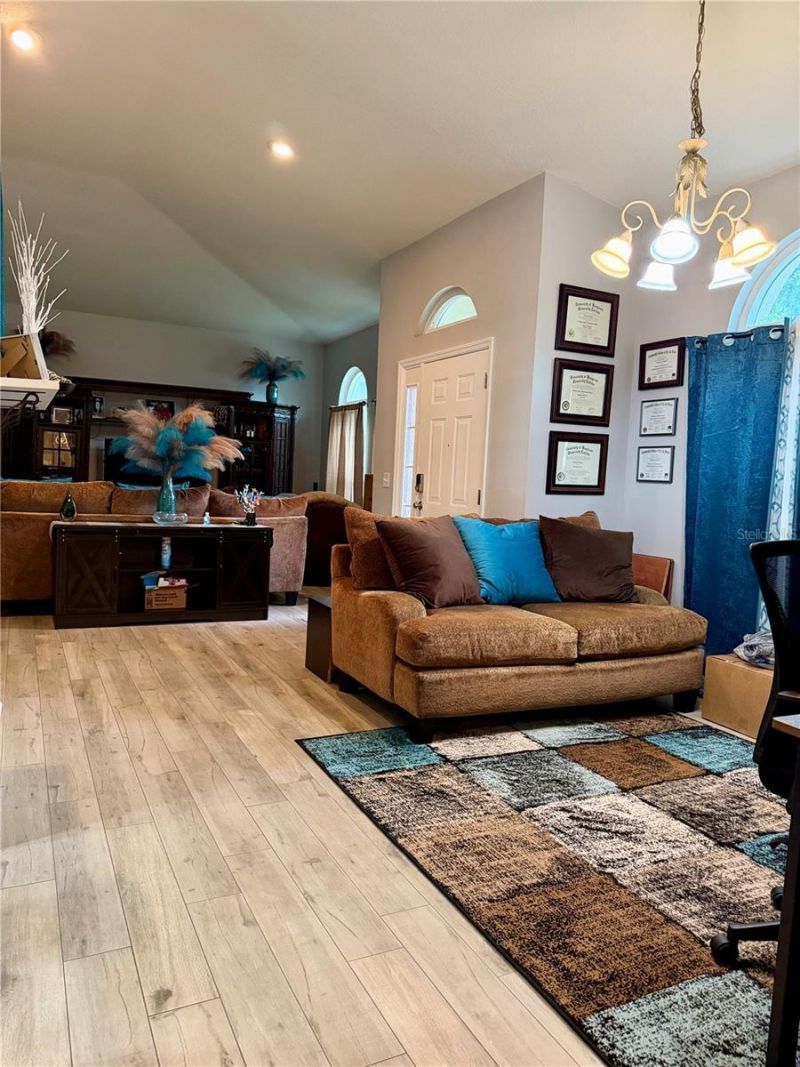 4303 Orange Ridge Court , Valrico, FL 33596 Photo
