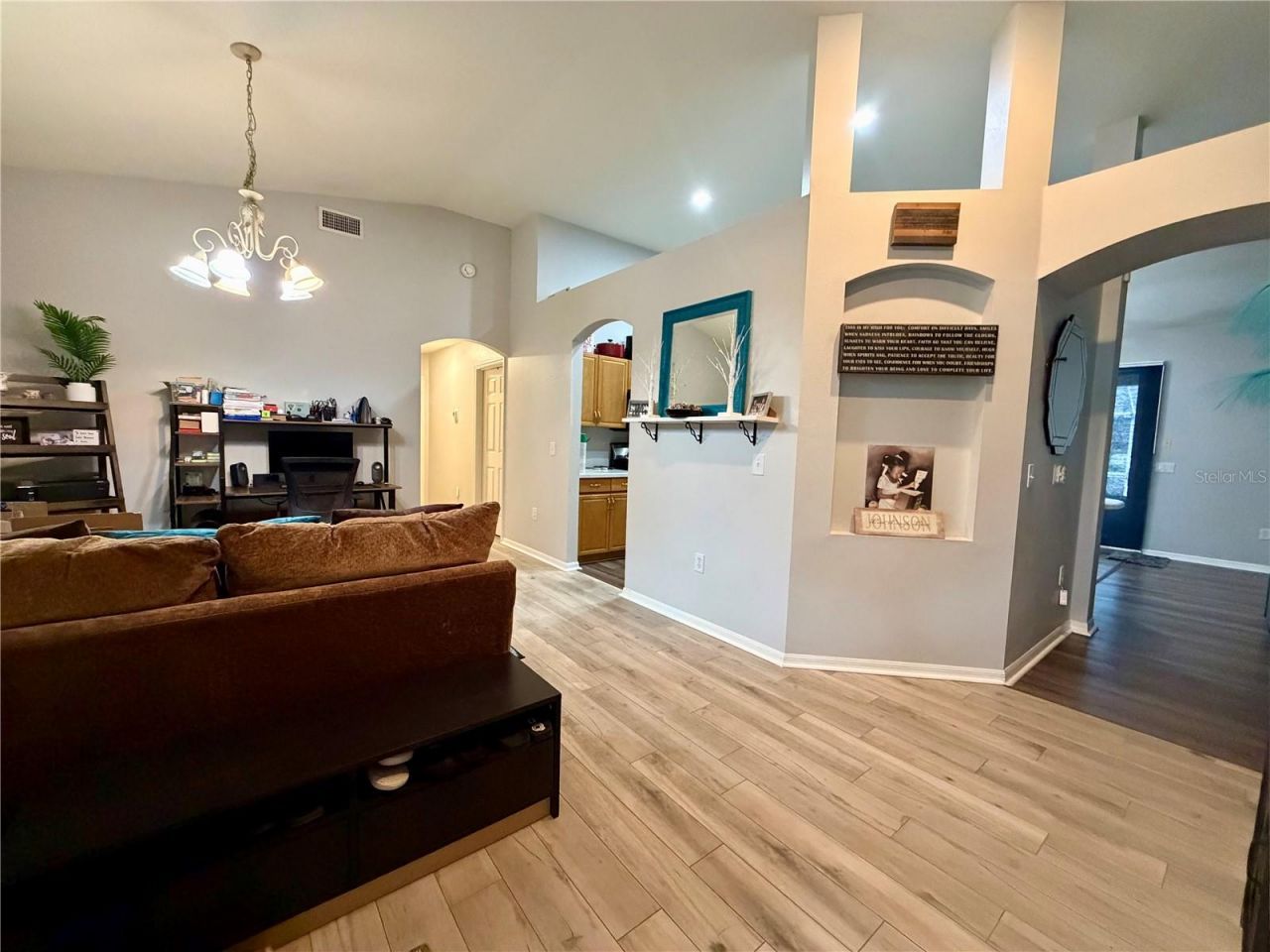 4303 Orange Ridge Court , Valrico, FL 33596 Photo