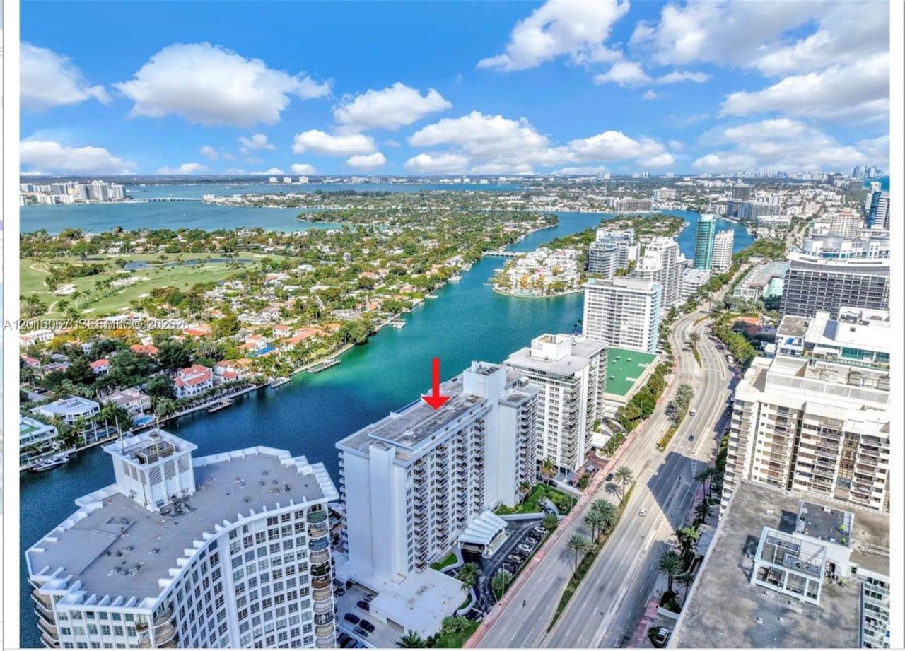 5700 Collins Ave , Unit 3H, Miami Beach, FL 33140 Photo