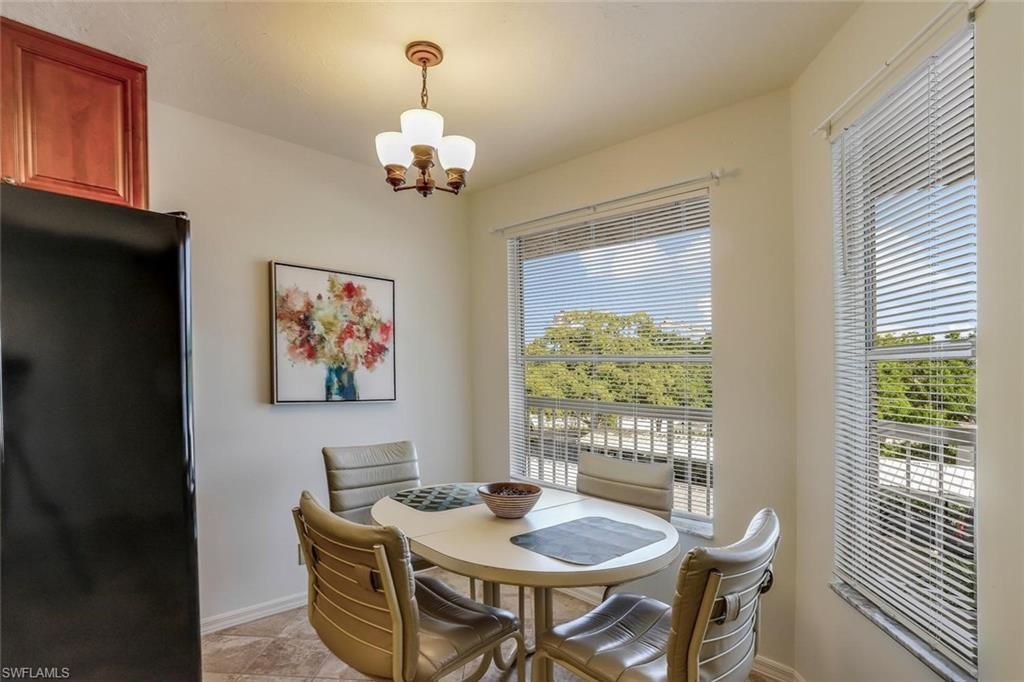 340 Horse Creek Dr, Unit 305, Naples, FL 34110 Photo