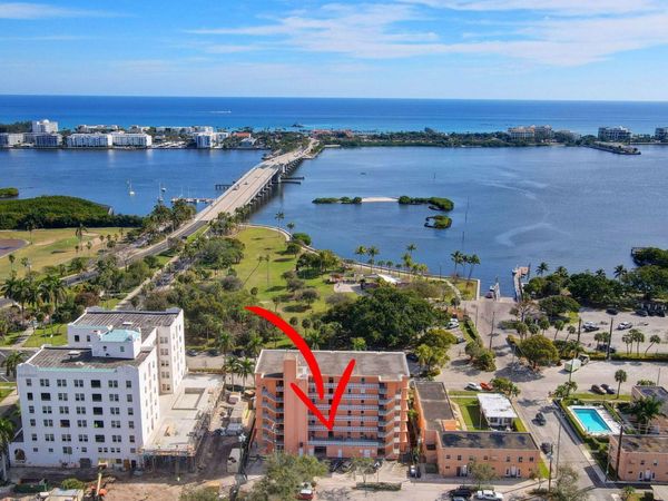 15 S Golfview Road, Unit 204, Lake Worth Beach, FL 33460
